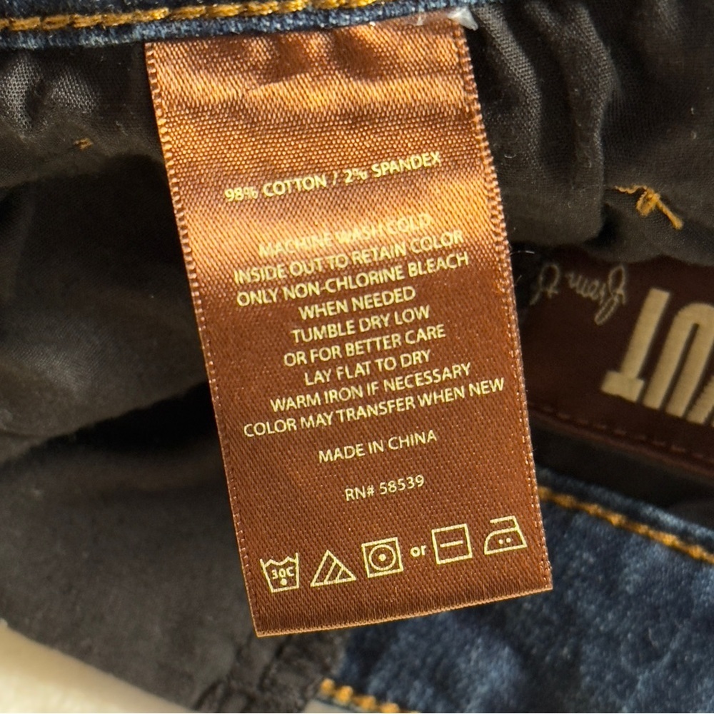 Kut From the Kloth Asher Frayed Cuffed Straight Leg Jeans Size 8 - Picture 5 of 12